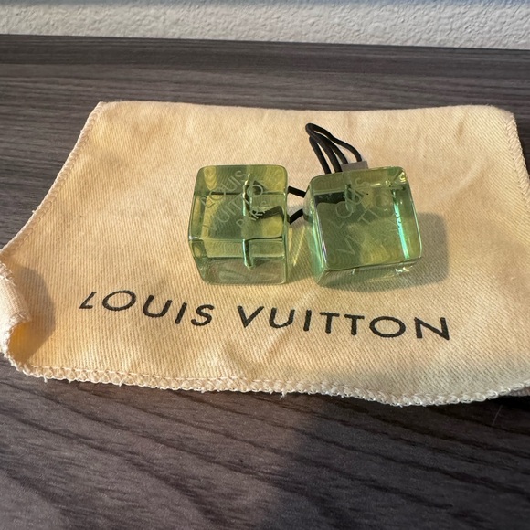 Louis Vuitton Green Hair Ties - Picture 2 of 5